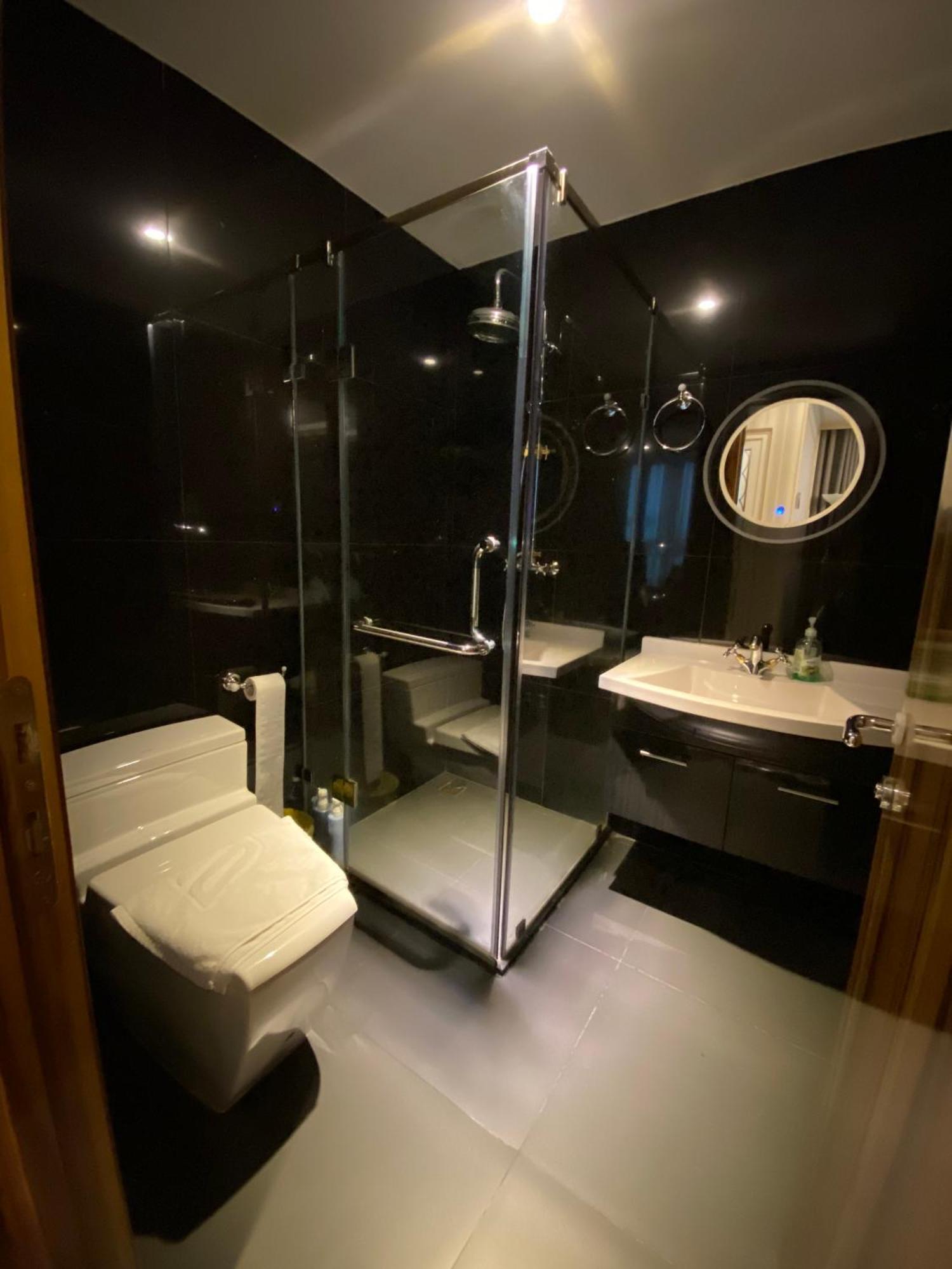 Leman Luxury Apartment By M Suites Thành Pho Ho Chí Minh Esterno foto