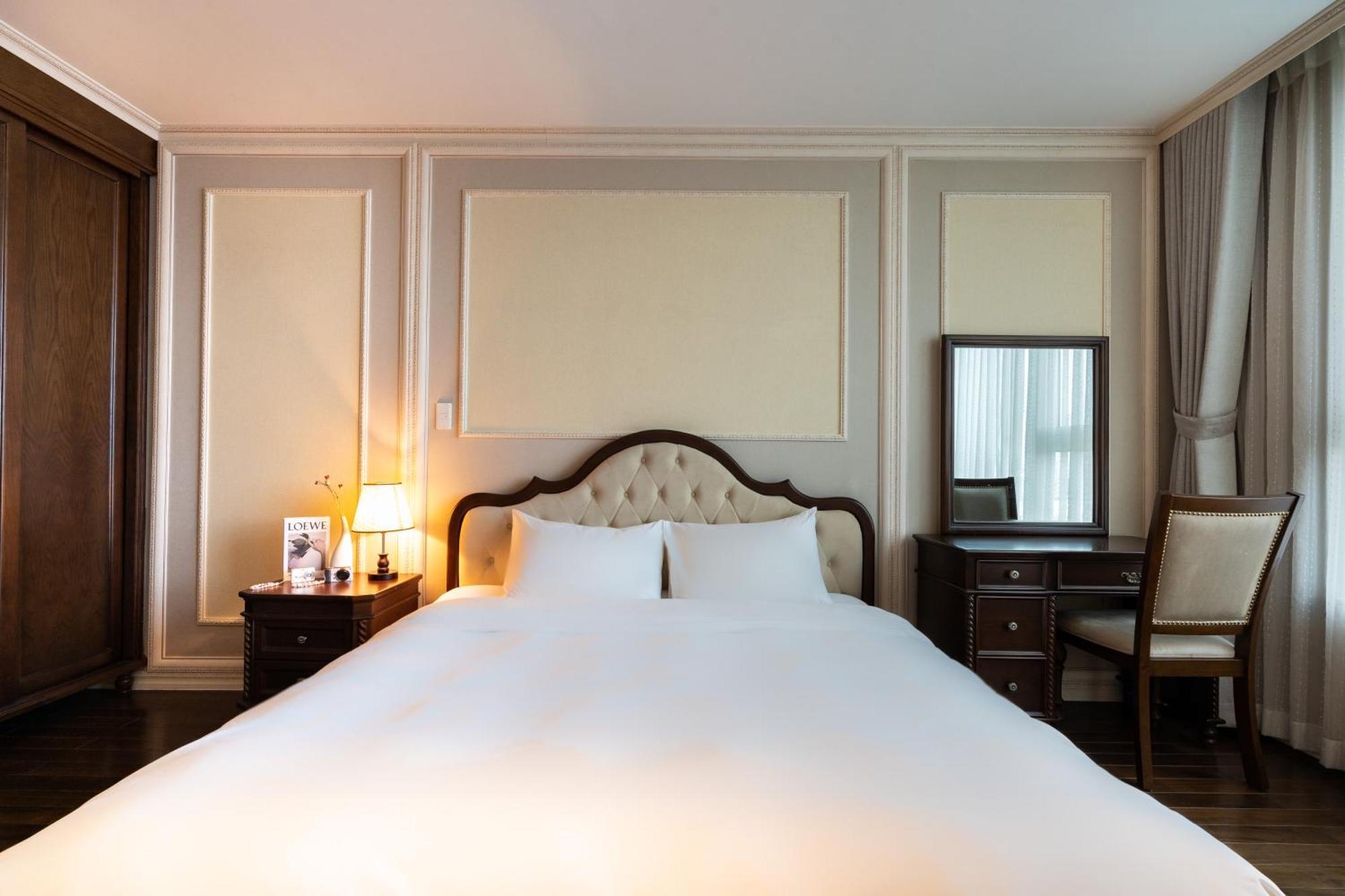 Leman Luxury Apartment By M Suites Thành Pho Ho Chí Minh Esterno foto
